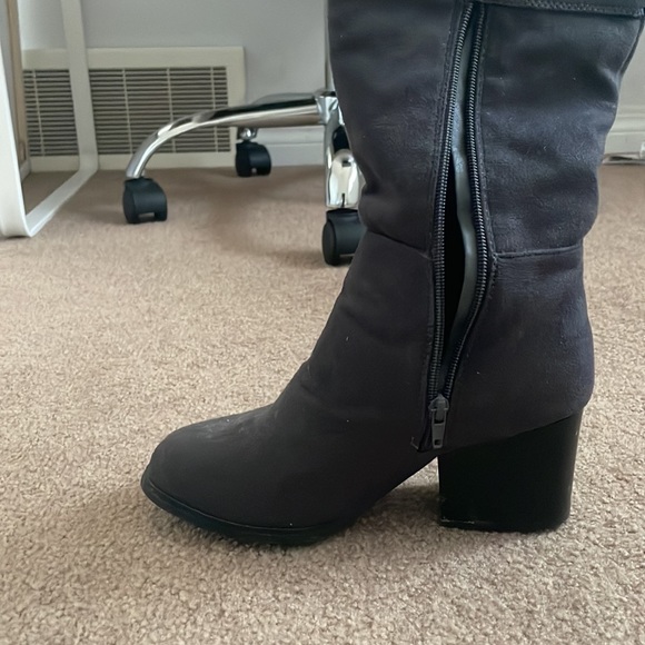 Revamped thigh high boots - Picture 2 of 3